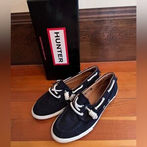 Hunter Women’s Navy Canvas Boat Shoes